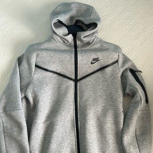 Men’s Nike Tech Sweater